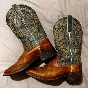 Ariat cowgirl boots